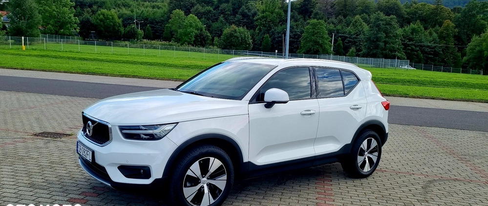 Volvo XC 40 cena 139500 przebieg: 48000, rok produkcji 2021 z Biała małe 172